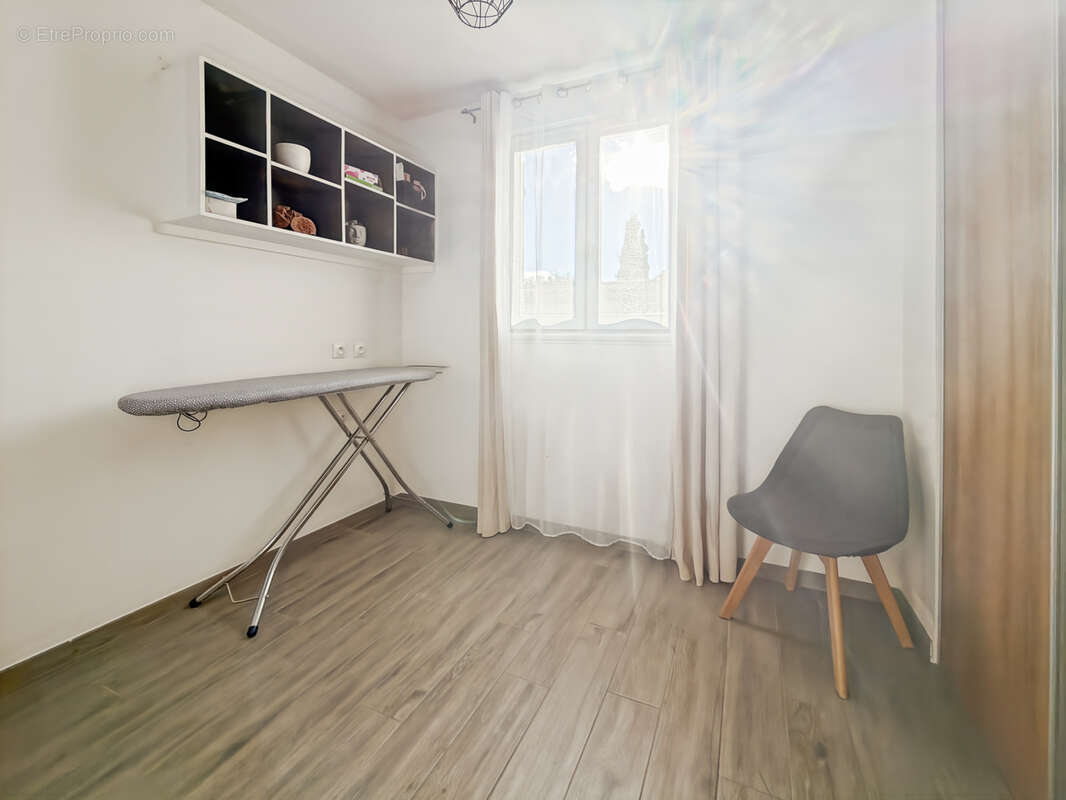 Charmante maison familiale de 100 m2 avec dépendance et grand jardin   Ambérieux-d’Azergues (69480) limite Ans - photo 9