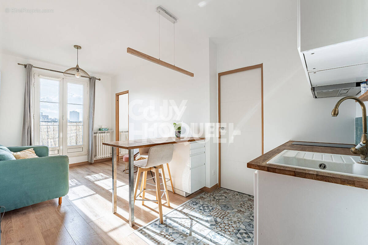 Appartement à PARIS-19E