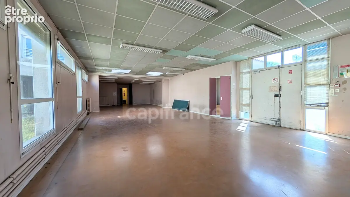 Immeuble à vendre SEGONZAC (16) Investisseurs ou Professionnels: une belle opportunité - photo 5