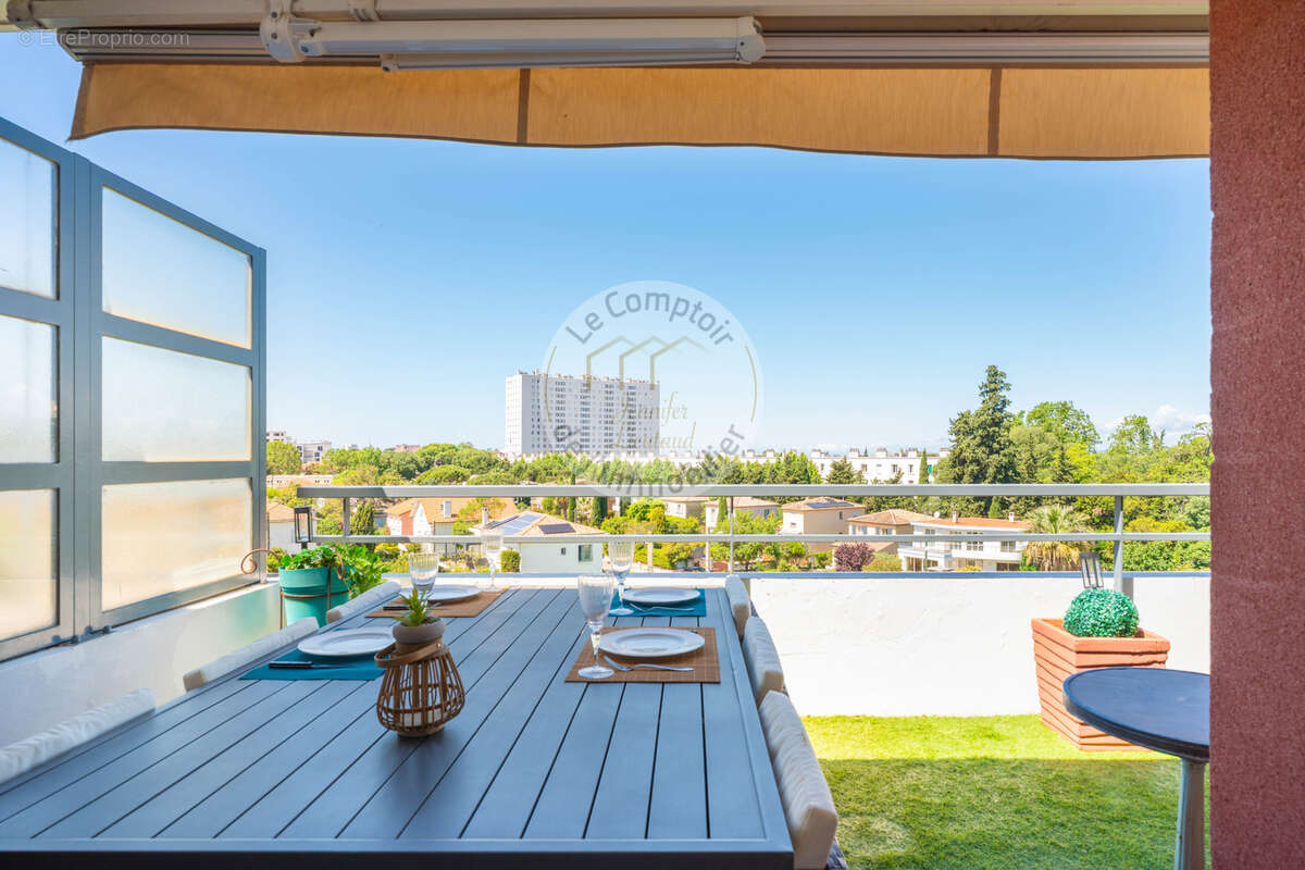 Appartement à MARSEILLE-9E