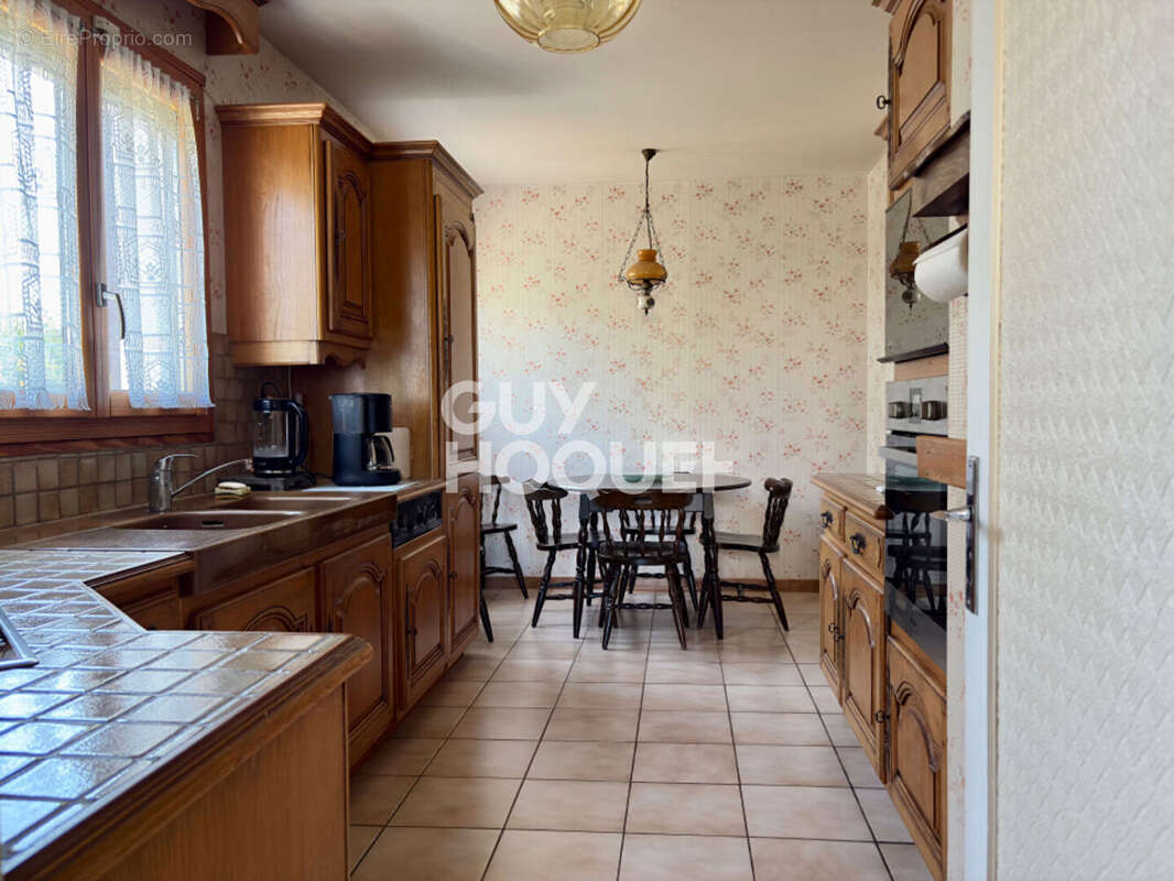 Maison à SOISY-SUR-SEINE