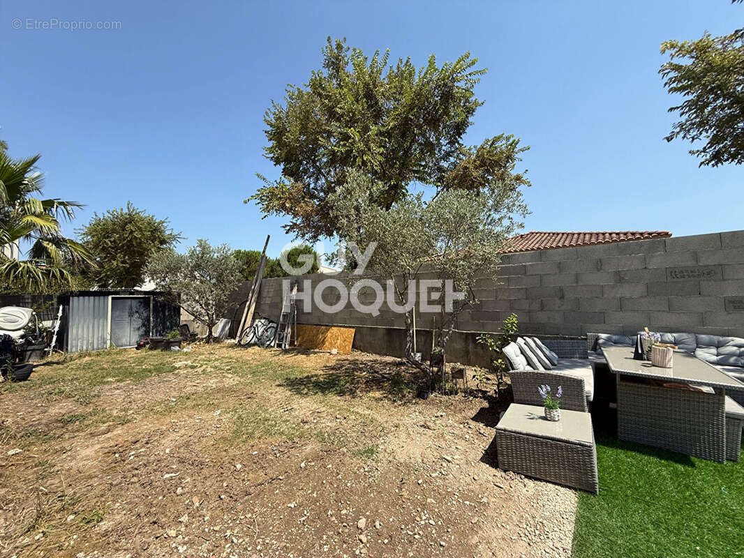 Maison à SORGUES