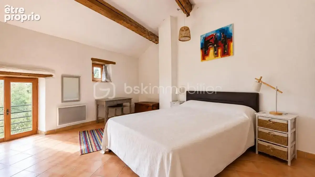 À 5 min de grignan - maison en pierre 104 m² – 3 chambres – cour intérieure - photo 9