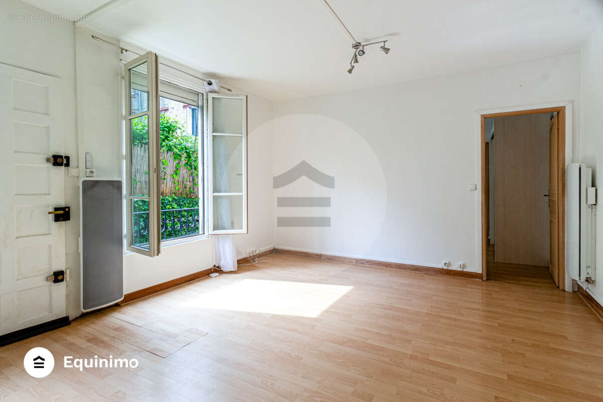 Appartement à LEVALLOIS-PERRET