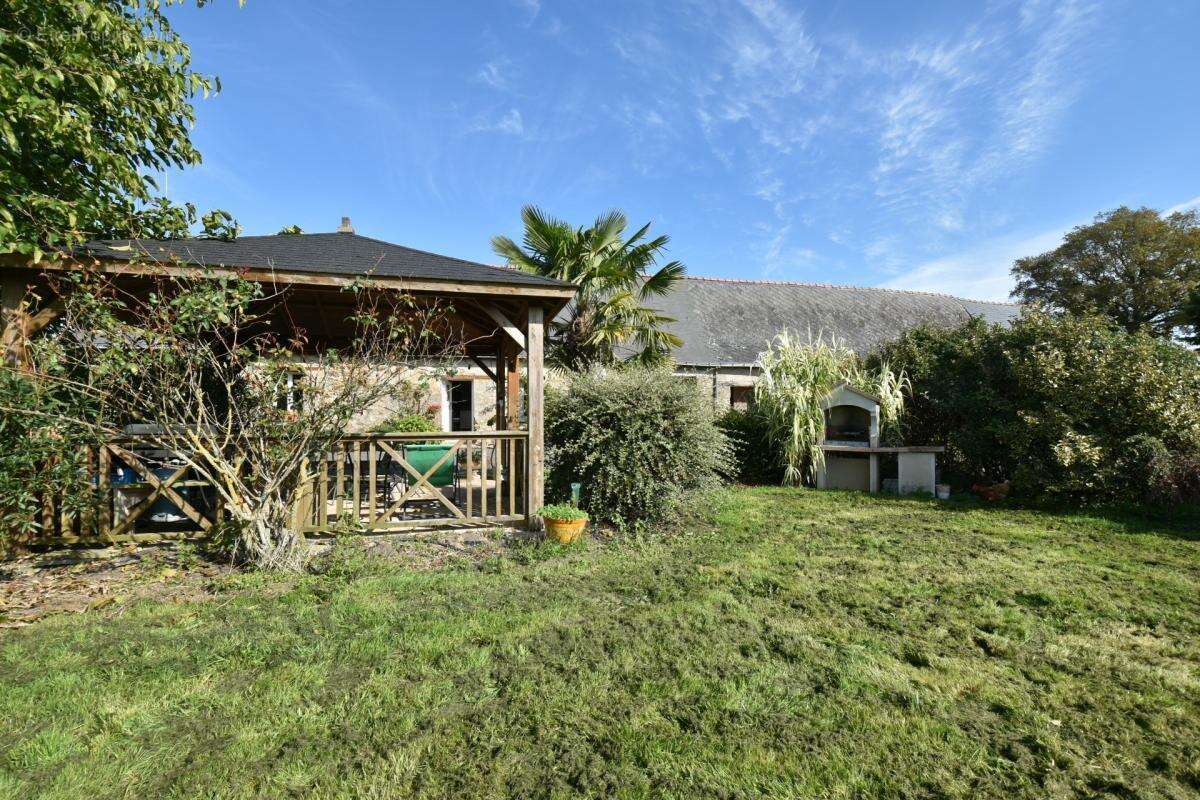 Ferme sur 30 ha avec longere et dependance - photo 22