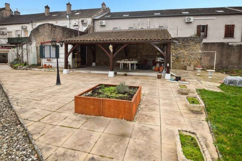 Maison à CHALON-SUR-SAONE