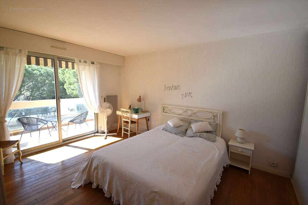 Appartement à SAINT-RAPHAEL