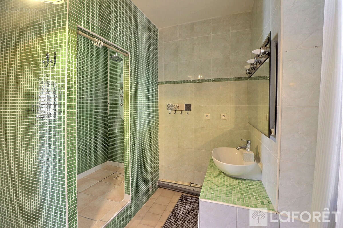 Appartement à HYERES