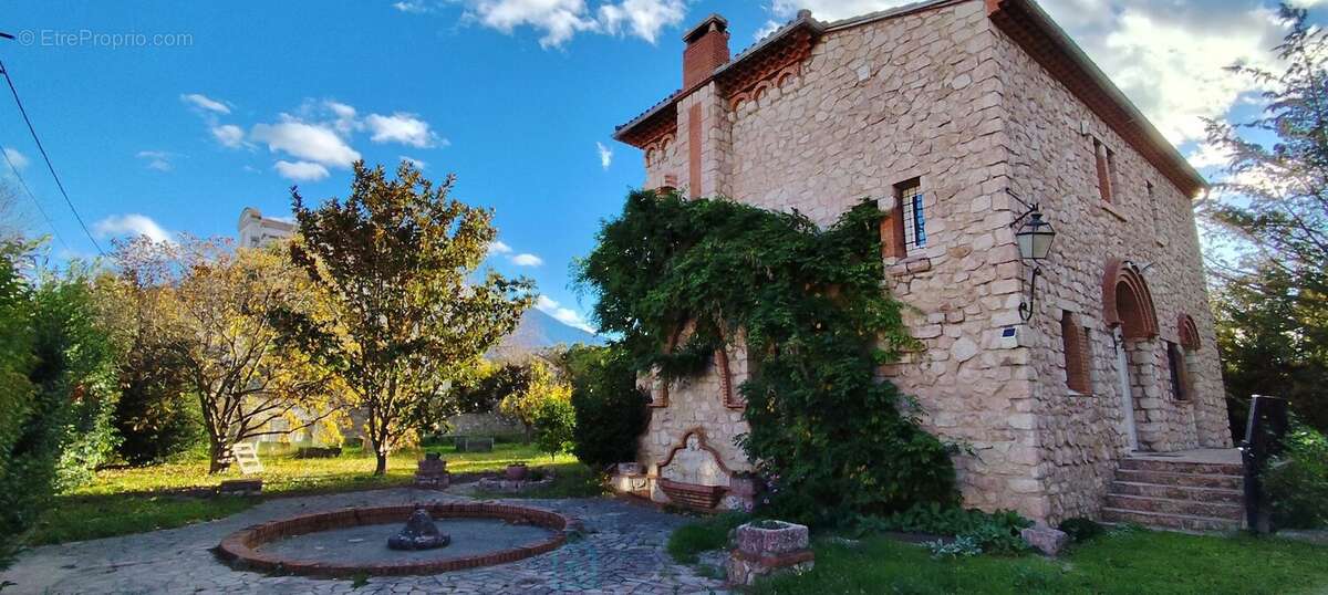 Propriété d'exception avec piscine, dépendance et terrasse vue Canigou - photo 5