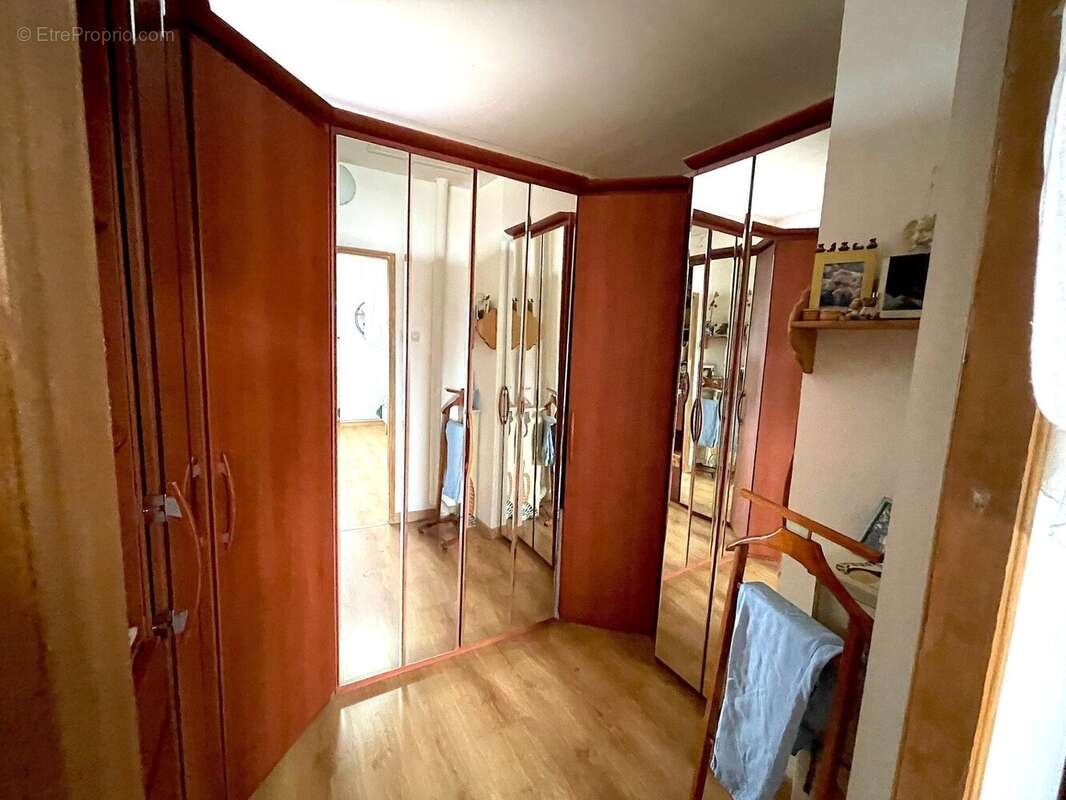 Dressing - Maison à MONTELIMAR