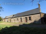 Maison à SAINT-BOMER-LES-FORGES