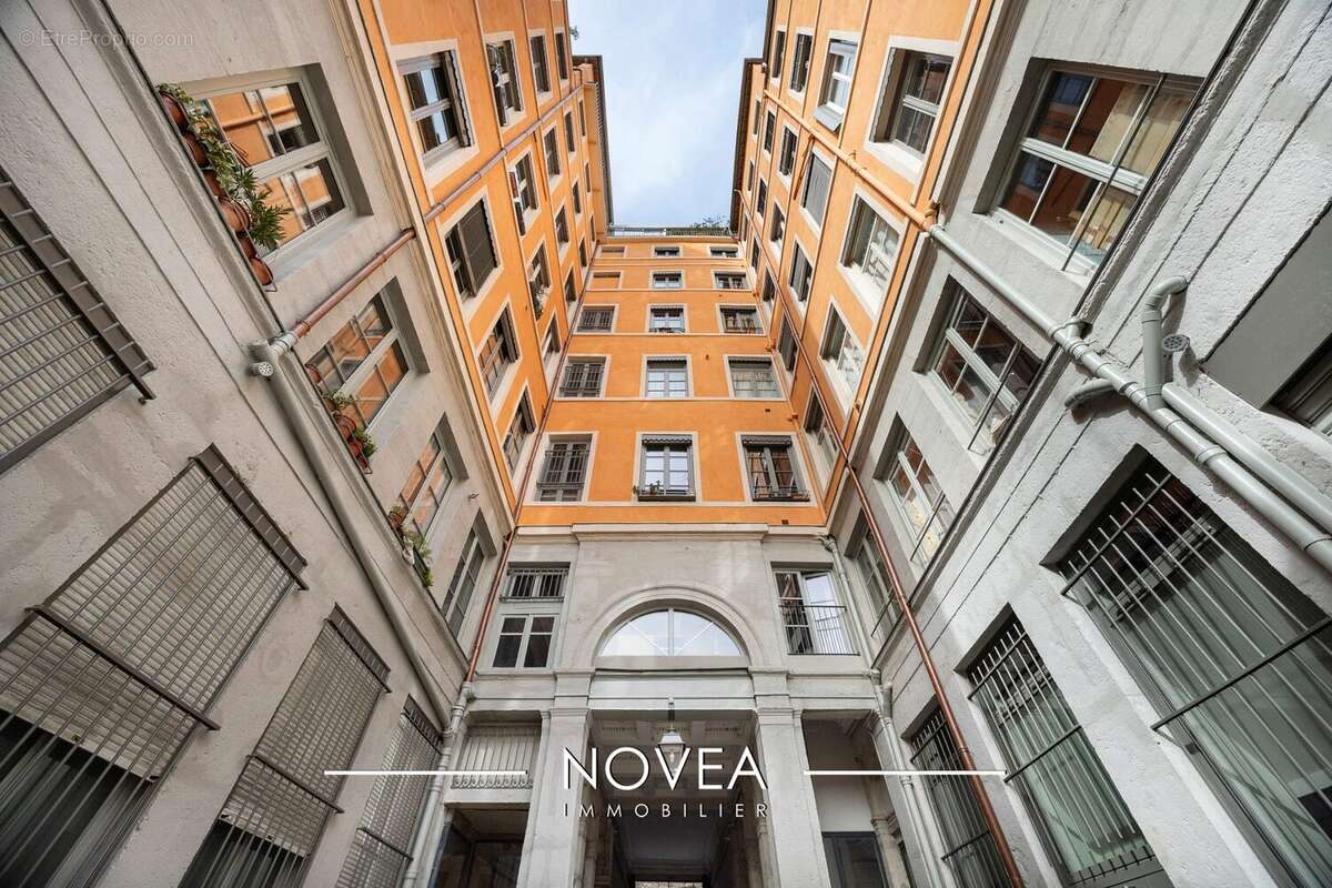 Appartement à LYON-1E