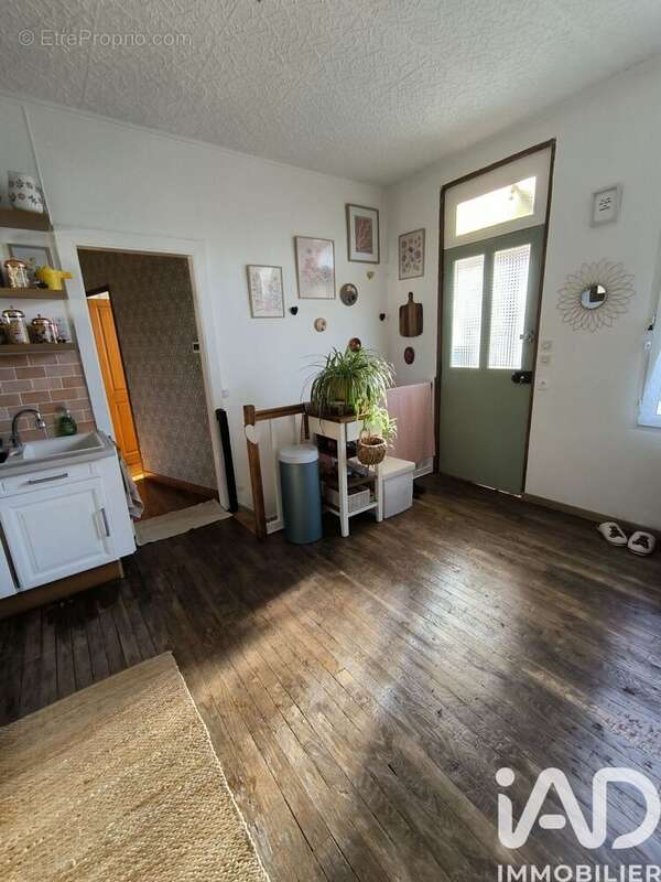 Photo 2 - Maison à TROYES