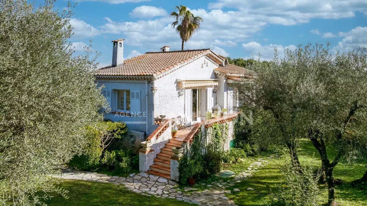 Maison à OPIO