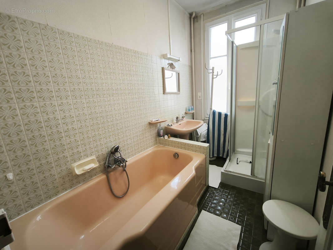 Maison de caractère de 121 m2 à 100 mètres du Jardin des Prébendes - photo 14
