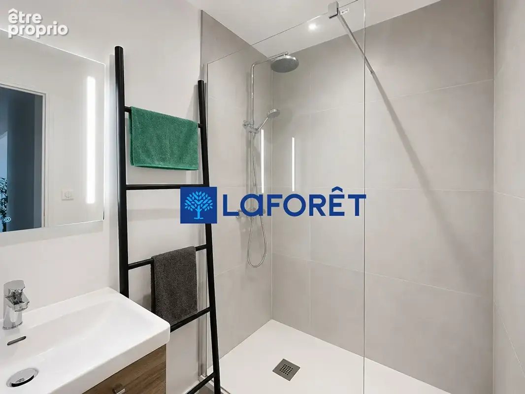 Appartement Toulon 4 pièces - 69.92 m² - photo 8