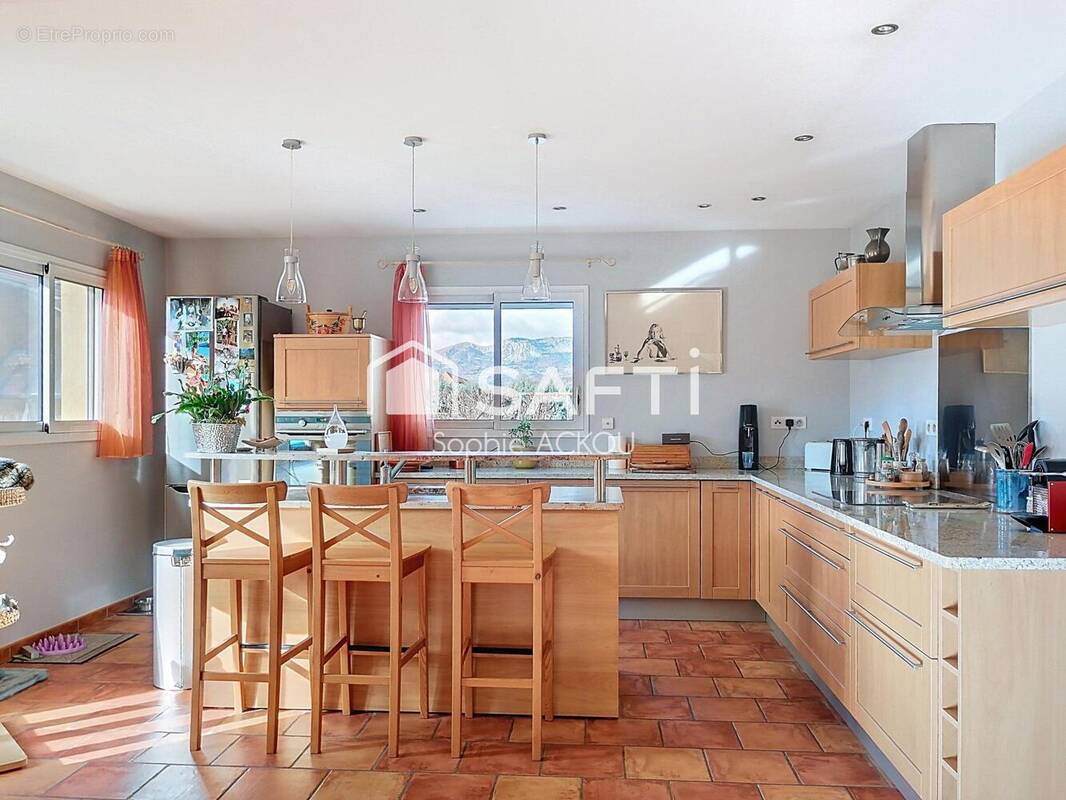 Photo 1 - Maison à LA BATIE-NEUVE