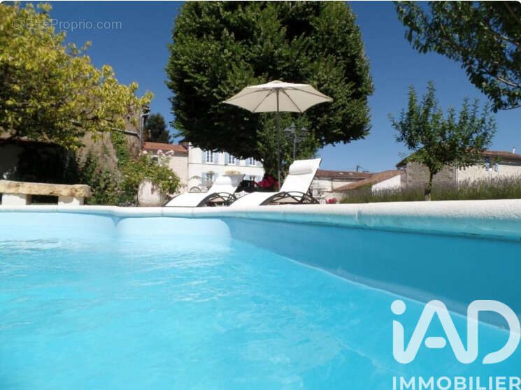 Photo 2 - Maison à COURCELLES