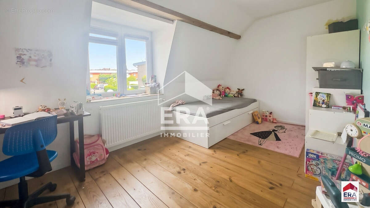 Maison rénovée 100 m² - 4 chambres - Jardin - Garage - Secteur calme - Hem - photo 6