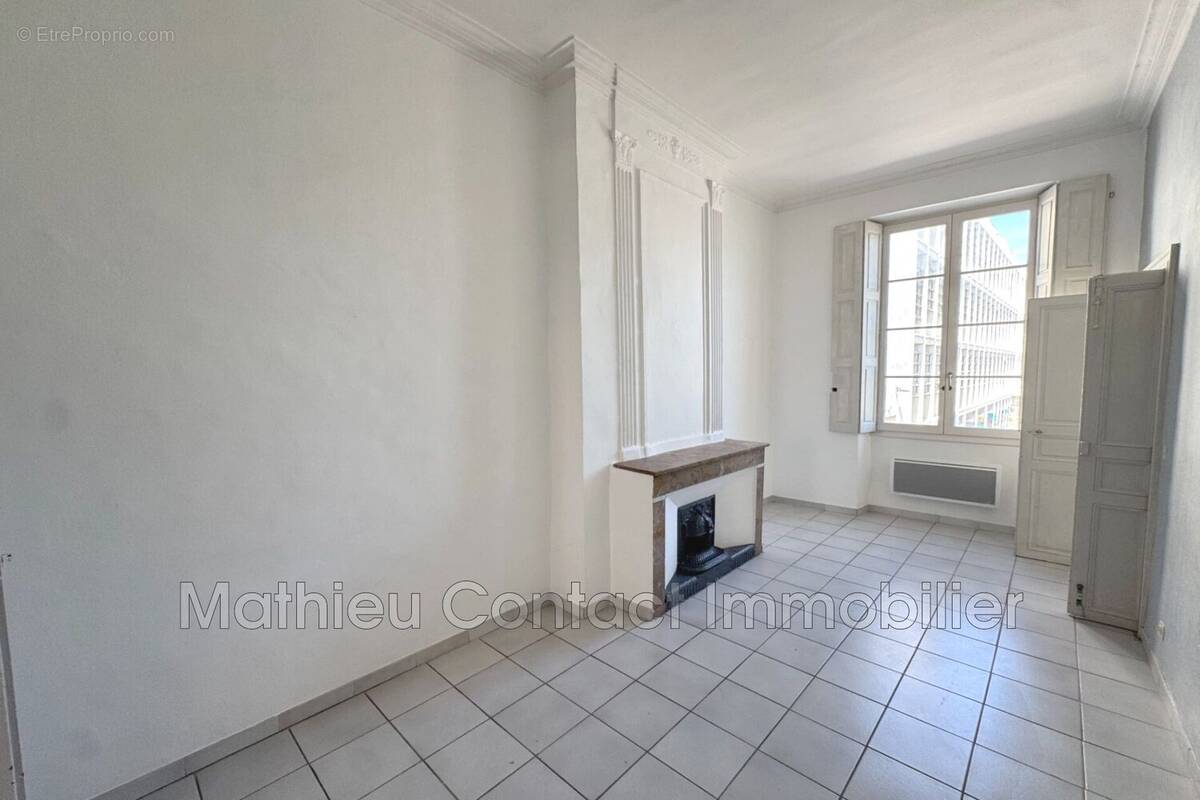 Appartement à NIMES