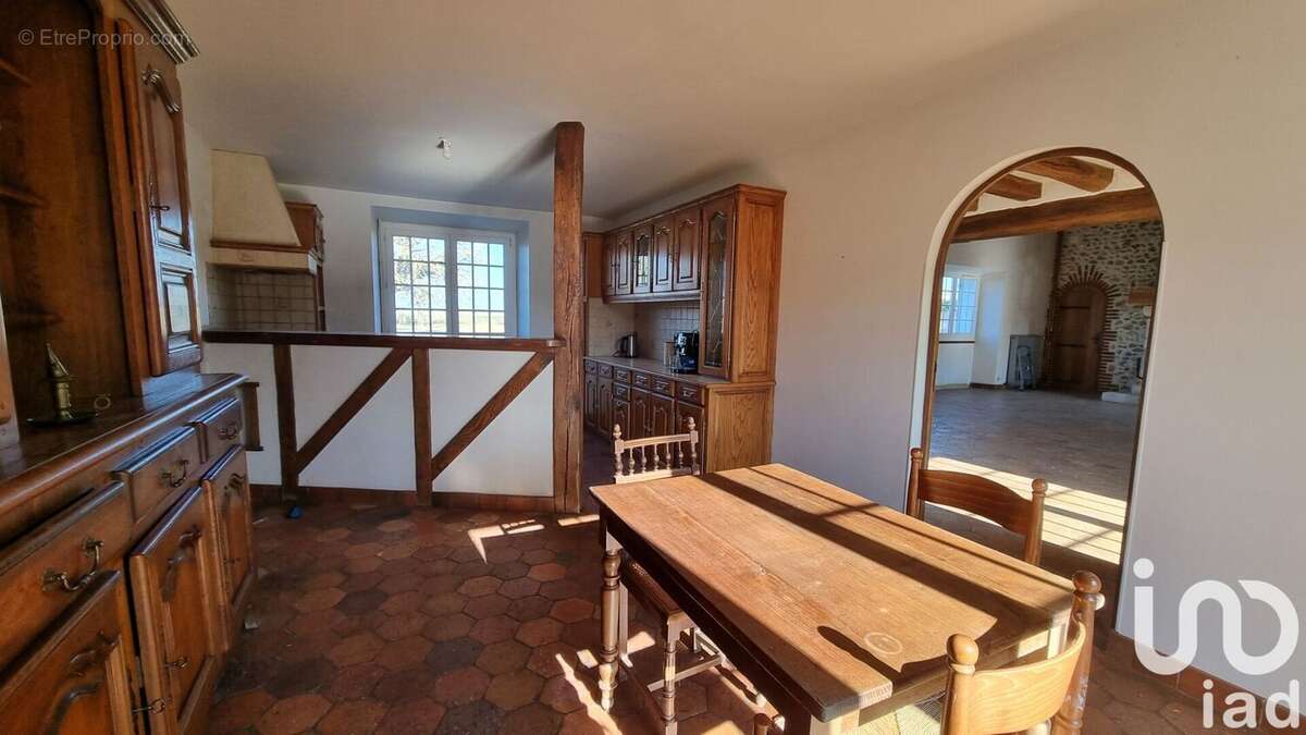 Photo 3 - Maison à MARVILLE-MOUTIERS-BRULE