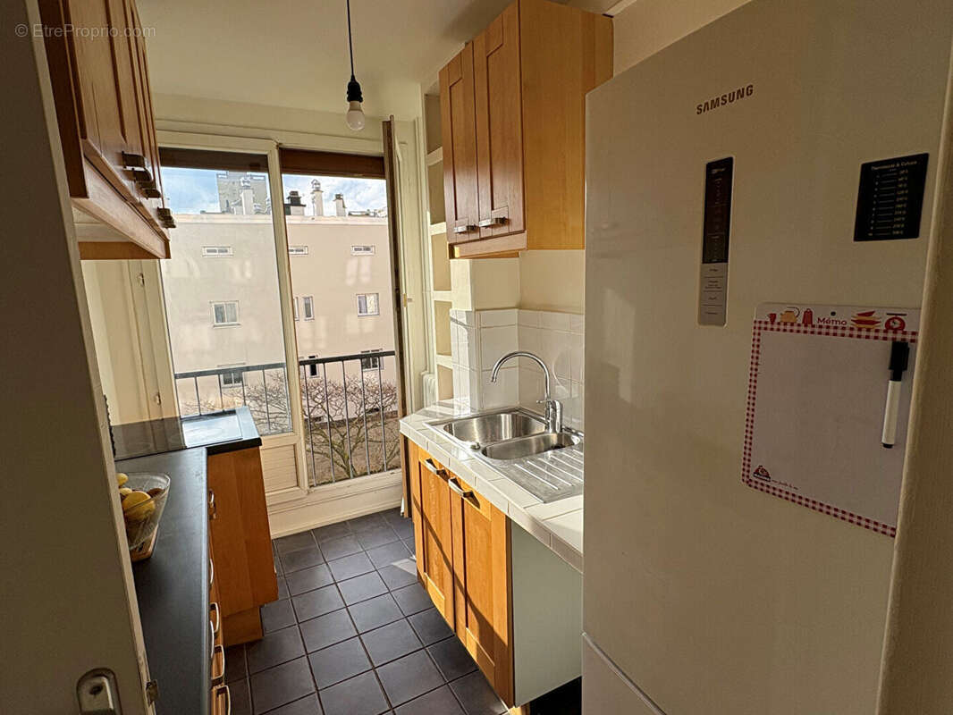 Appartement à IVRY-SUR-SEINE