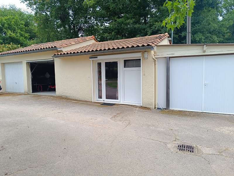 Maison à COUTRAS