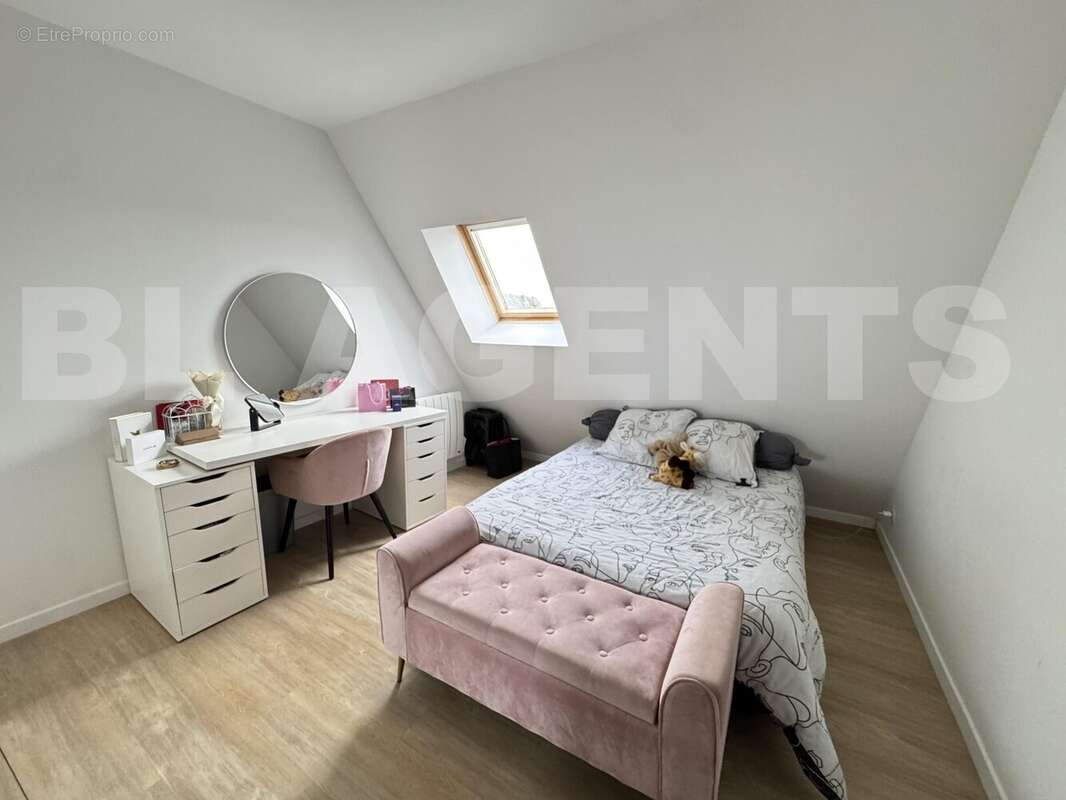 image00009 - Maison à BETZ