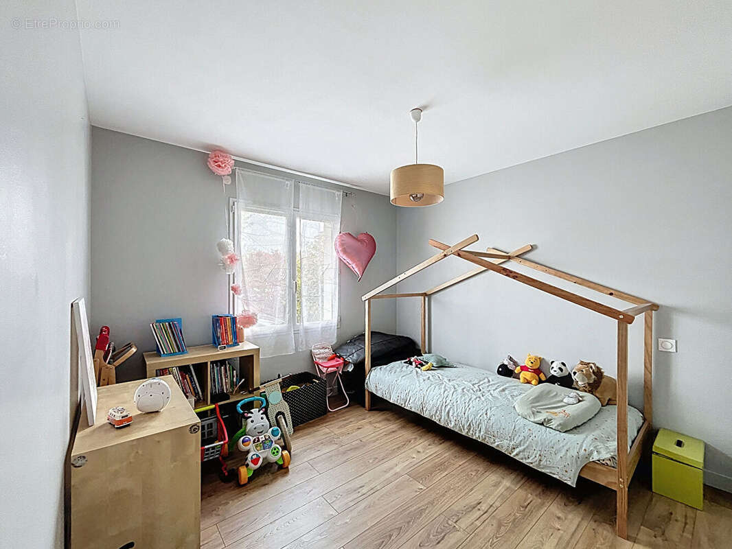 Maison à PAREMPUYRE