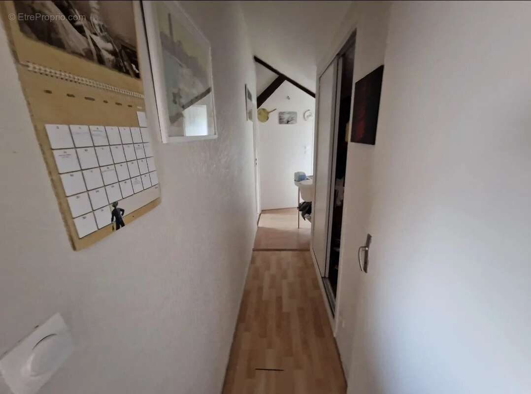 Appartement de 87.89m2 au sol à rénover – Rue Molière, hyper-centre de Rouen - photo 6