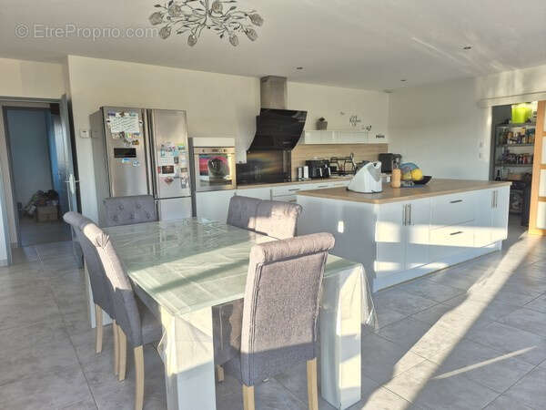 Maison à NEUFCHATEL-EN-BRAY