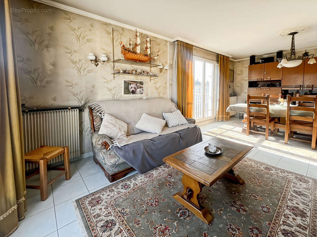 Appartement à VILLEBON-SUR-YVETTE