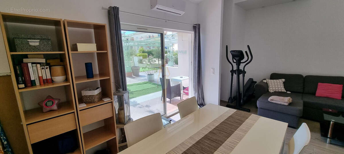 Appartement à LES ISSAMBRES