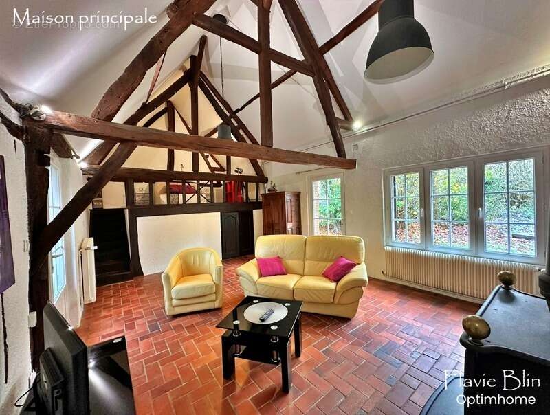 Maison à SYLVAINS-LES-MOULINS