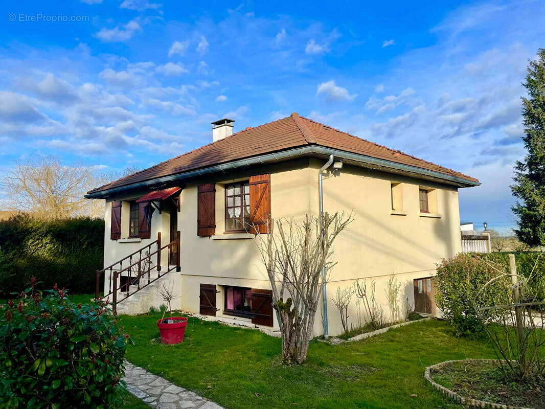 Maison à BOEURS-EN-OTHE