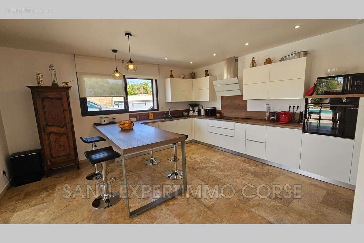 Maison 116 m² à Solaro  - photo 3