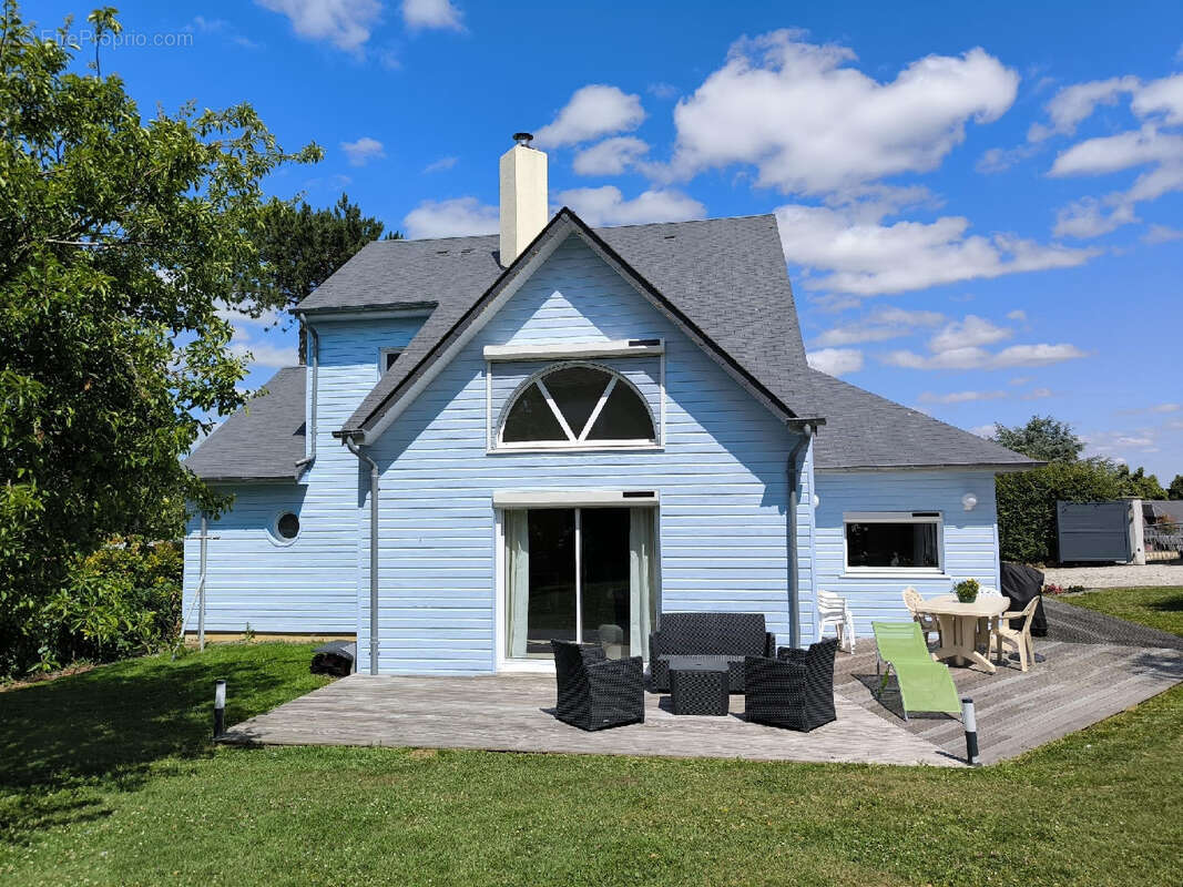 Maison à TILLY-SUR-SEULLES