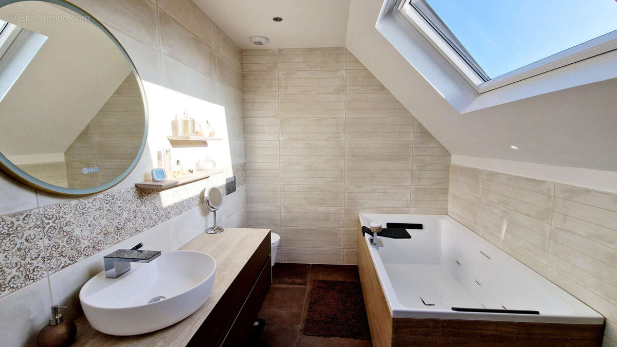 Maison à CLAYE-SOUILLY