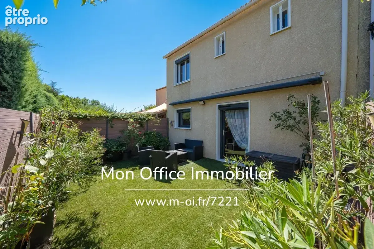 Référence : 7221-AUS. - Agréable maison en centre village de Venelles - photo 2