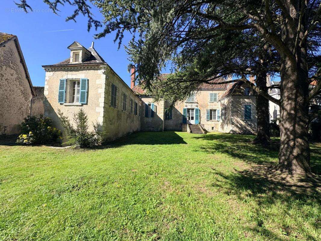 Maison à CHATILLON-SUR-INDRE