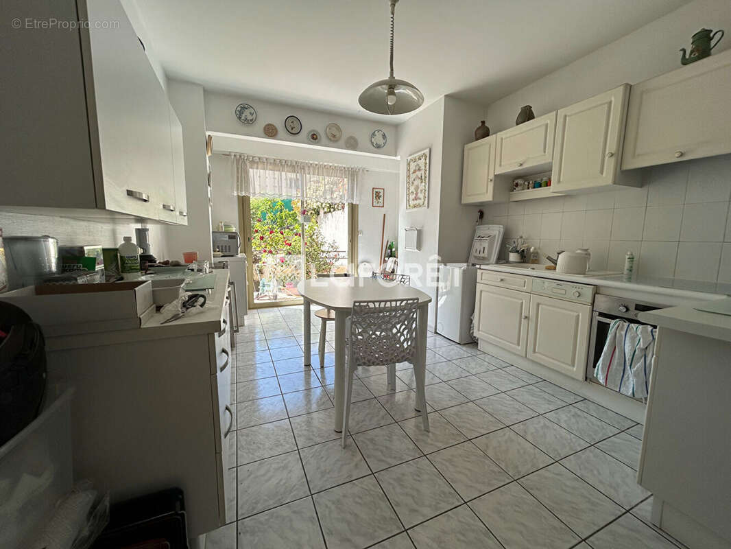 Appartement Saint Laurent Du Var 4 pièce(s) 123 m2 - photo 7