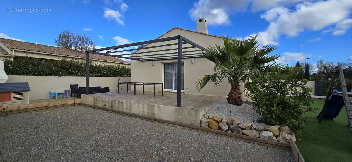 Maison à JONQUIERES