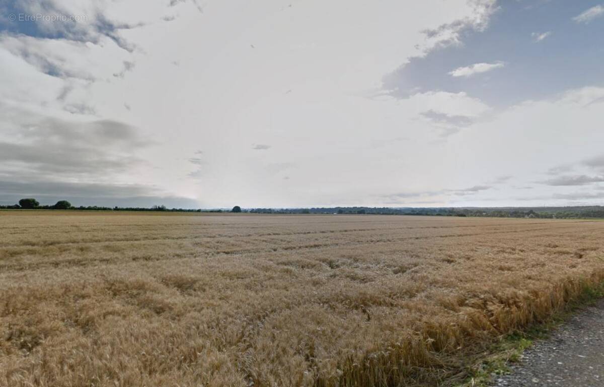 Terrain à BLAINVILLE-SUR-ORNE