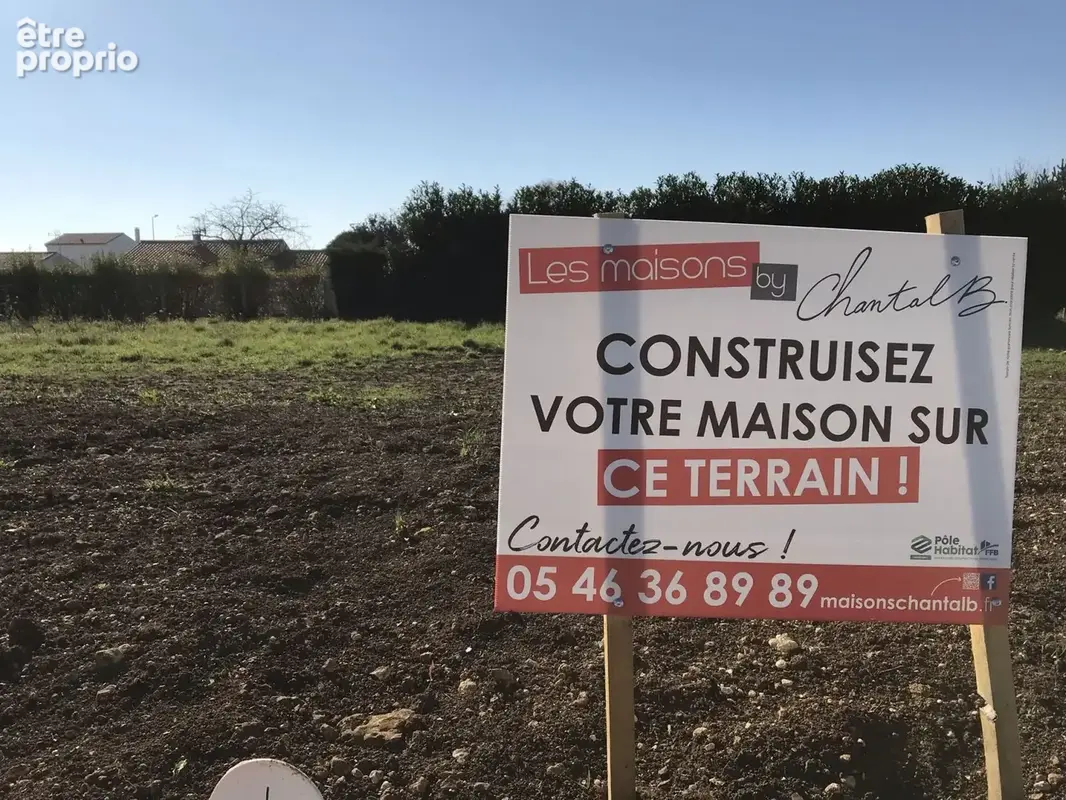 Terrain à LOIRE-LES-MARAIS