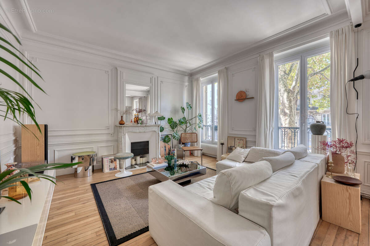 Appartement à PARIS-18E