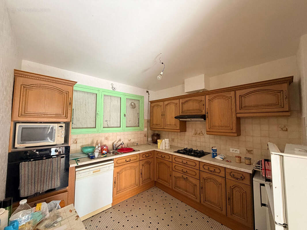 Maison à LISSAC-ET-MOURET