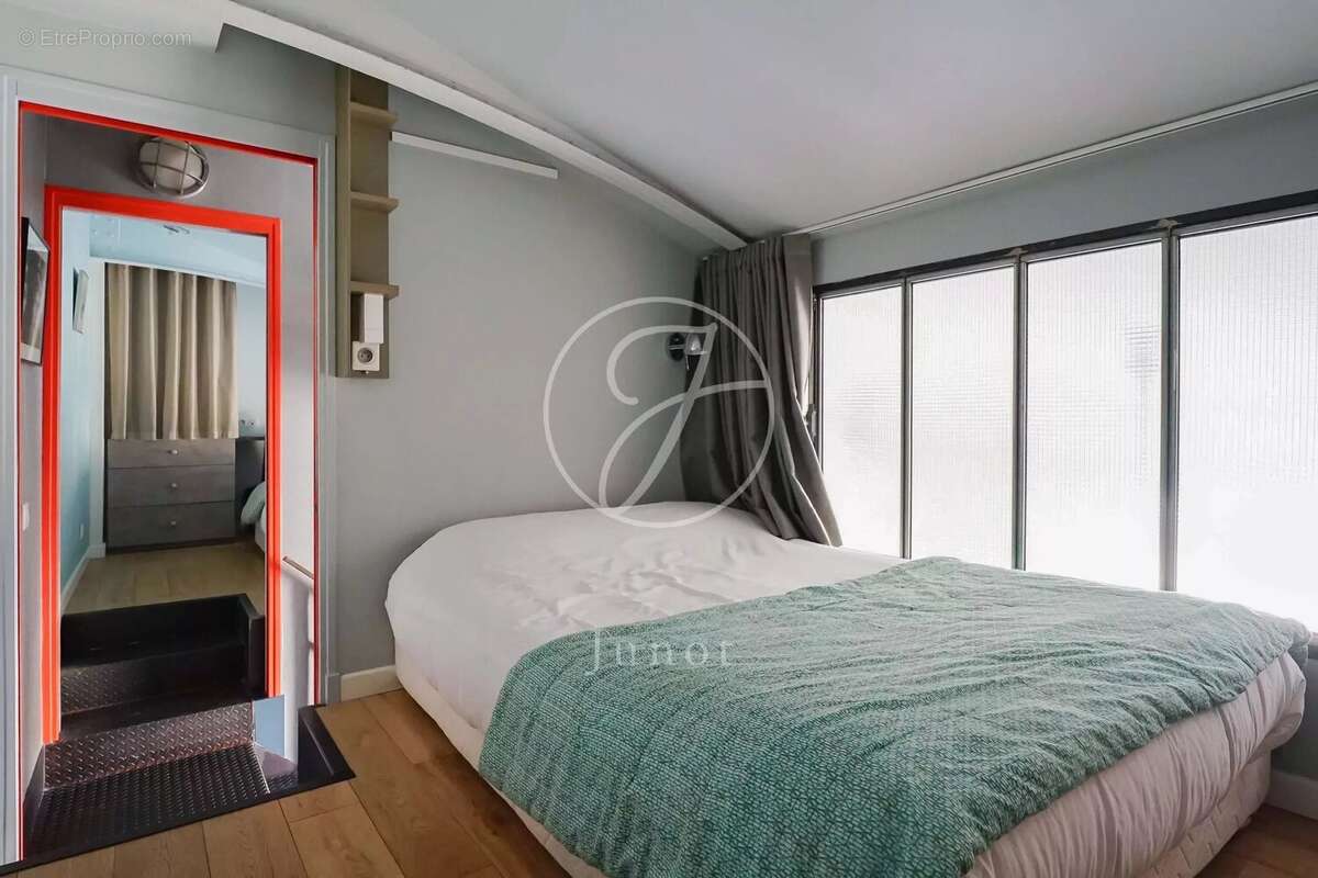 Appartement à PARIS-11E