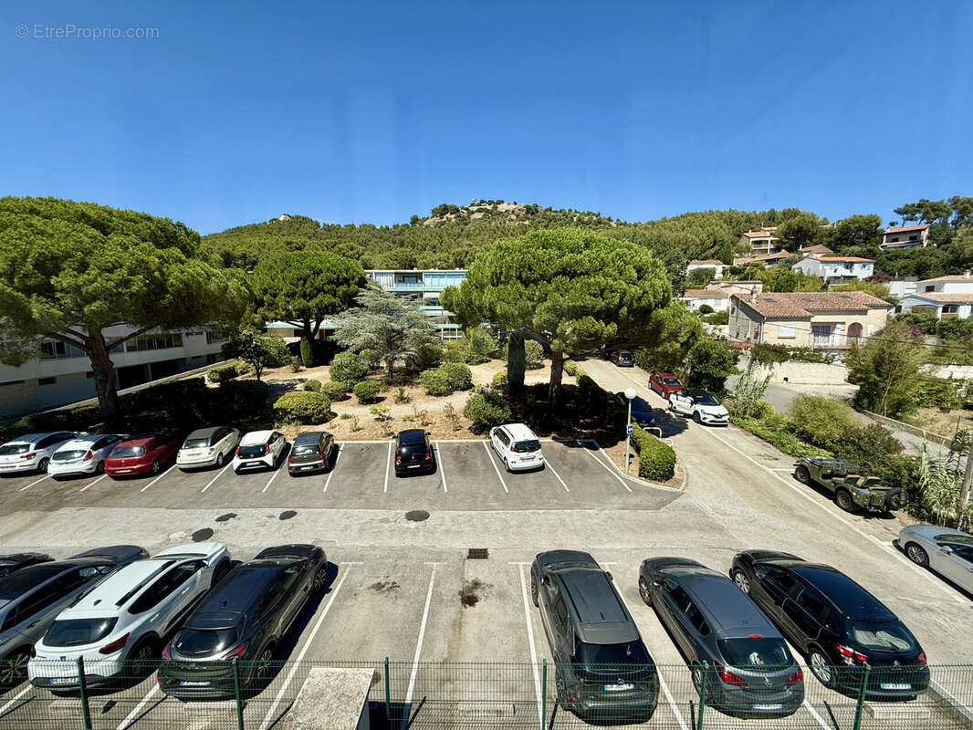 Appartement à SIX-FOURS-LES-PLAGES