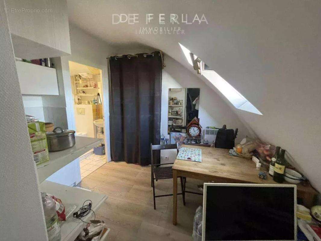 Appartement à PARIS-7E