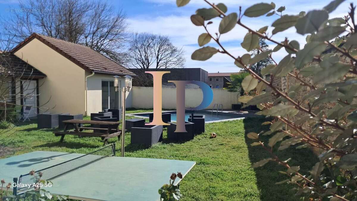 Maison à PARAY-LE-MONIAL